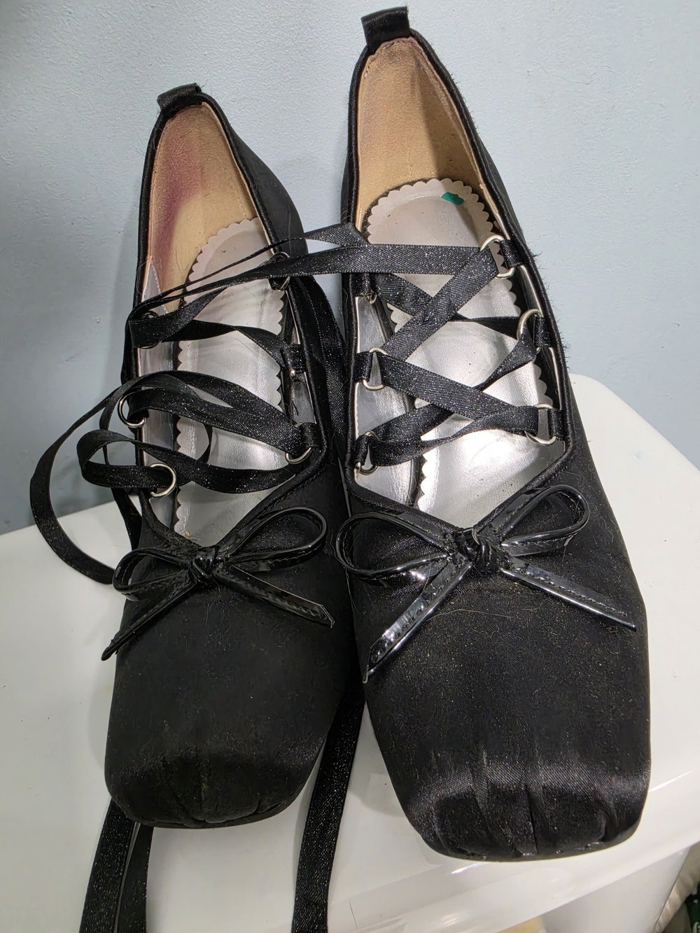 Classic Black Lace-Up Ballet Flats